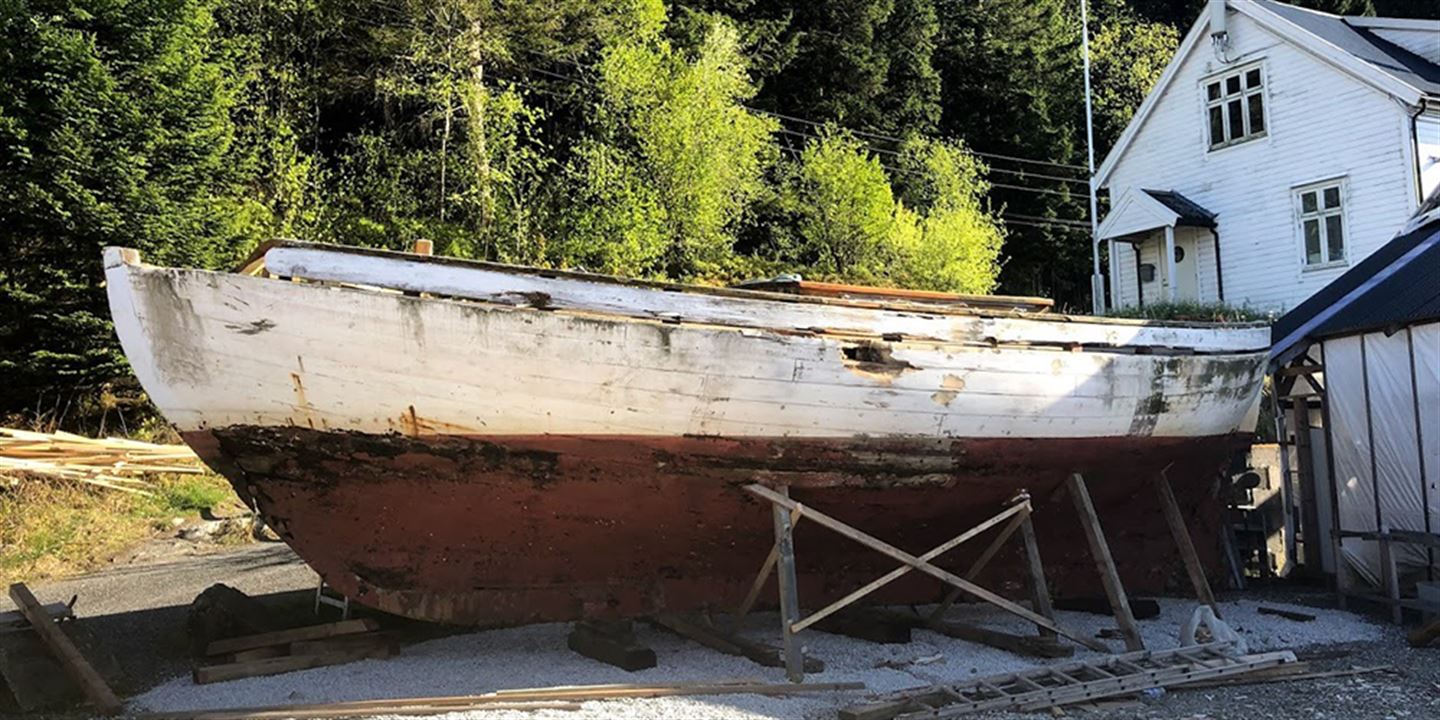 foto av redningsskøyta Feie før restaureringa starta