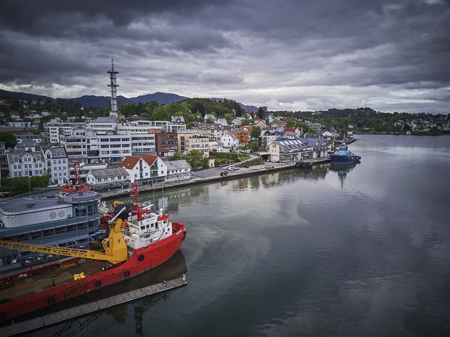 Båter til kai i Leirvik på Stord.