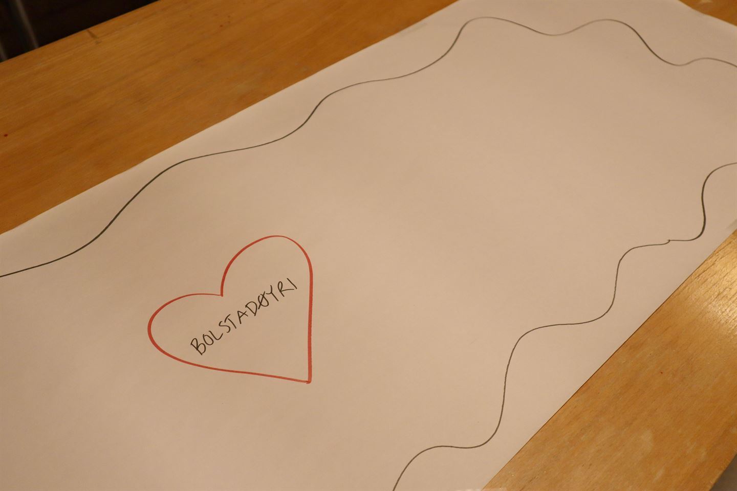 FOTO AV TEIKNING AV HJARTE