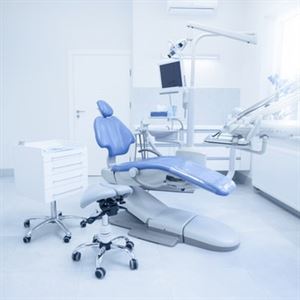 Illustrasjonsfoto av en tannbehandlingsstol