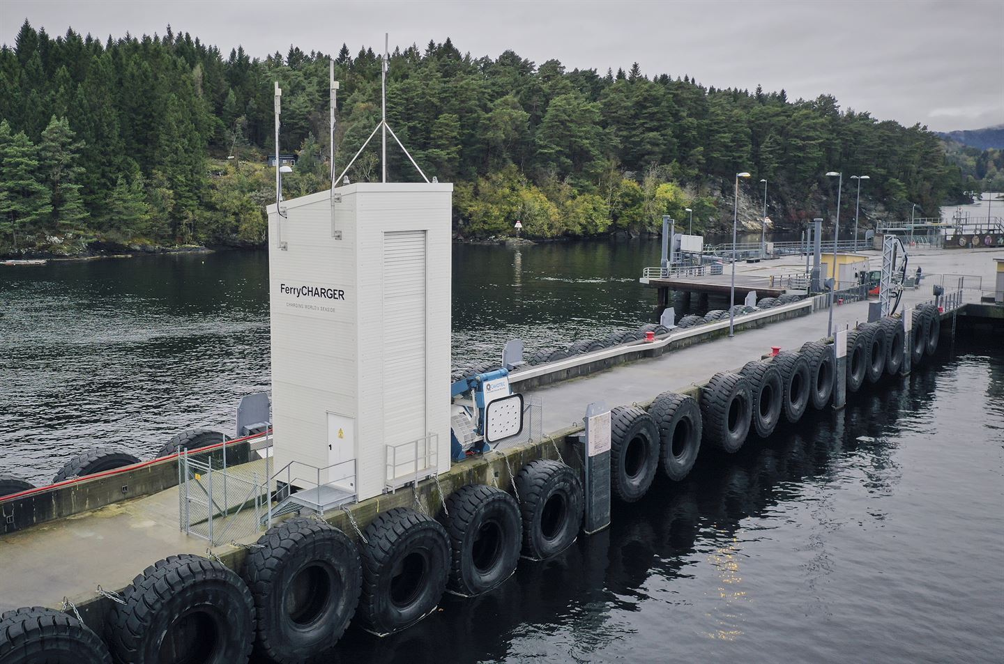 foto av ladar til elektrisk ferje