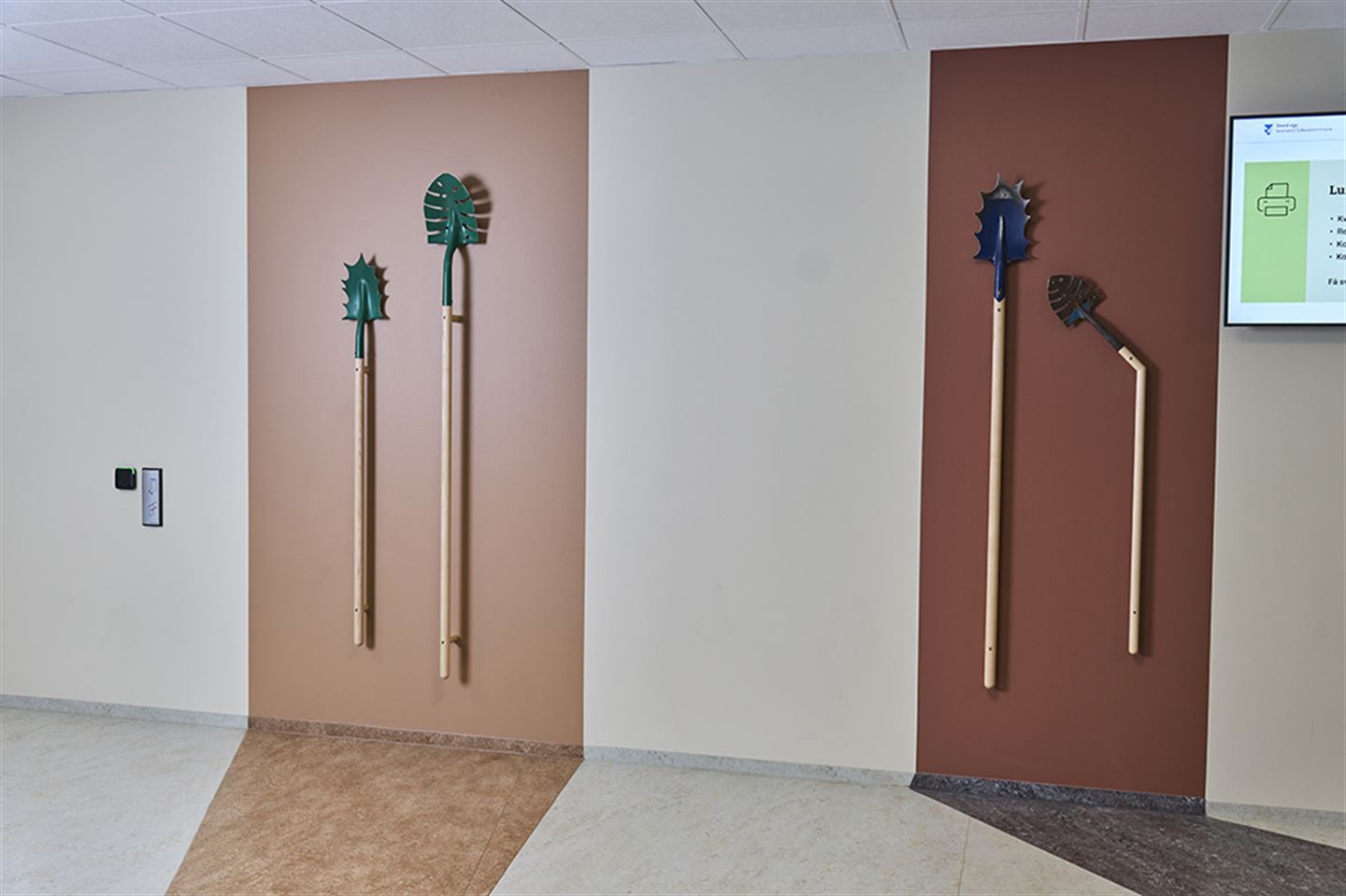 Kunstverk av Phillip Spillmann på Stord vgs.